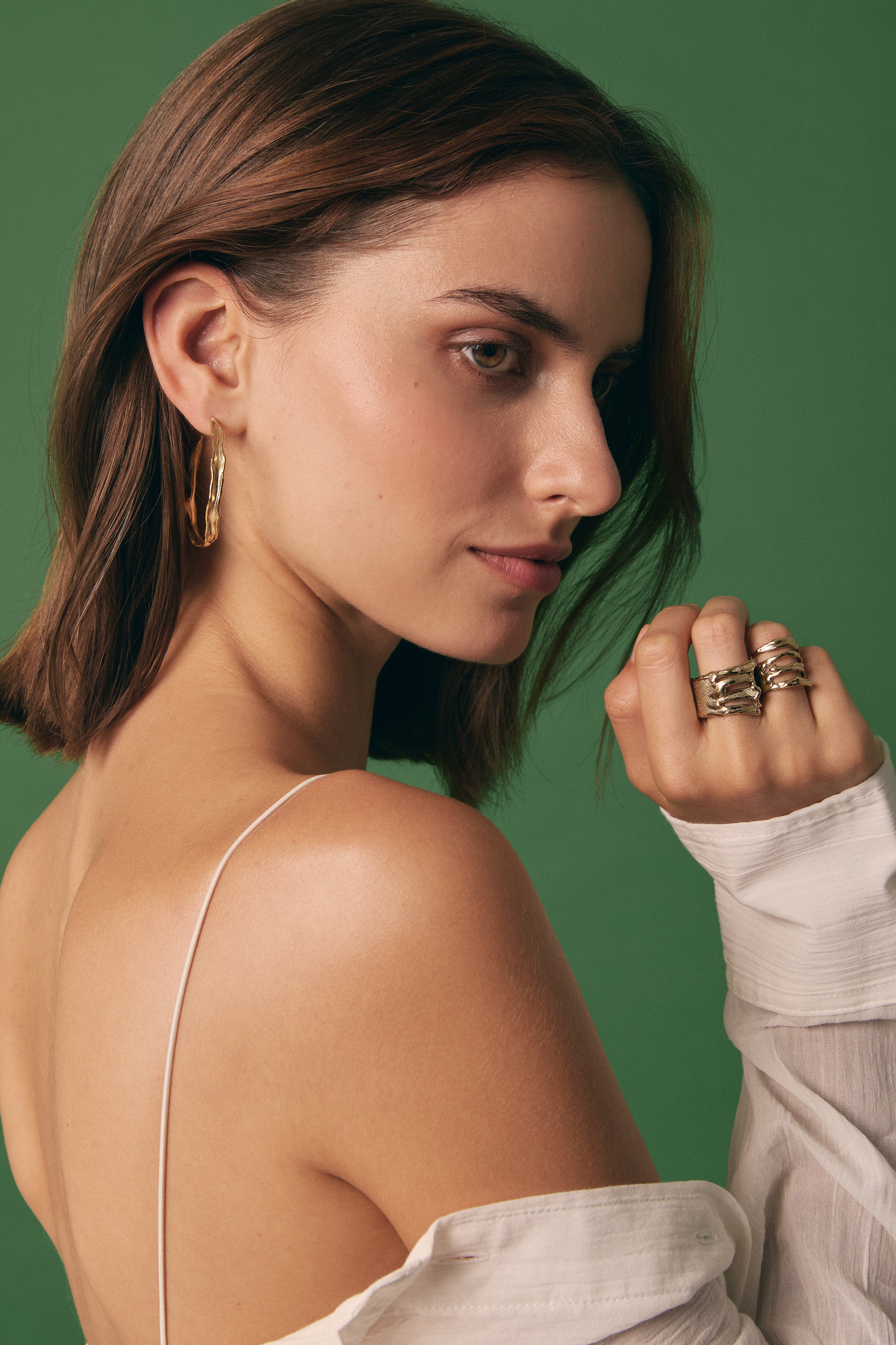 Large HOOP ZURI Gold earrings