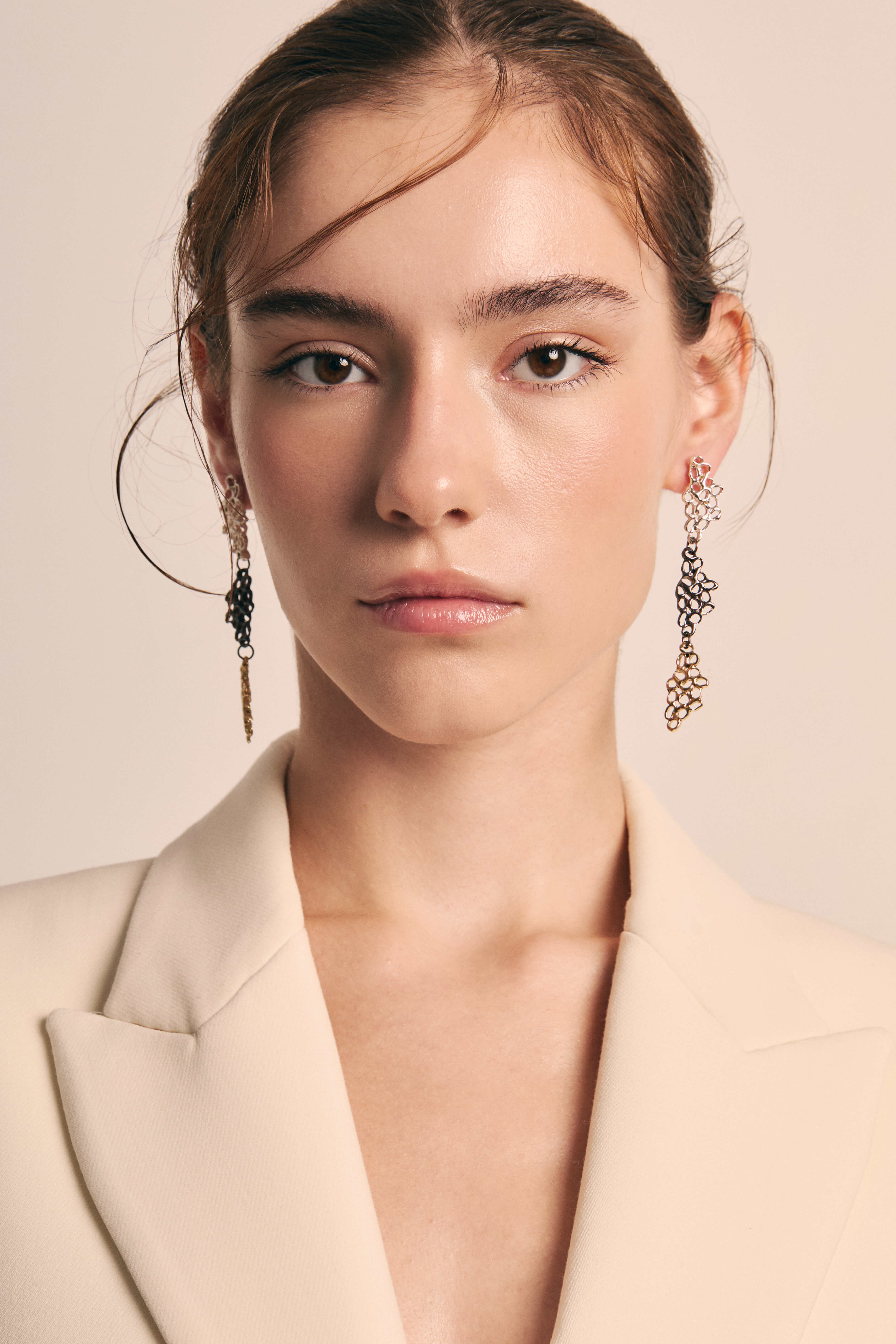 Statement earrings UZURI Gold 