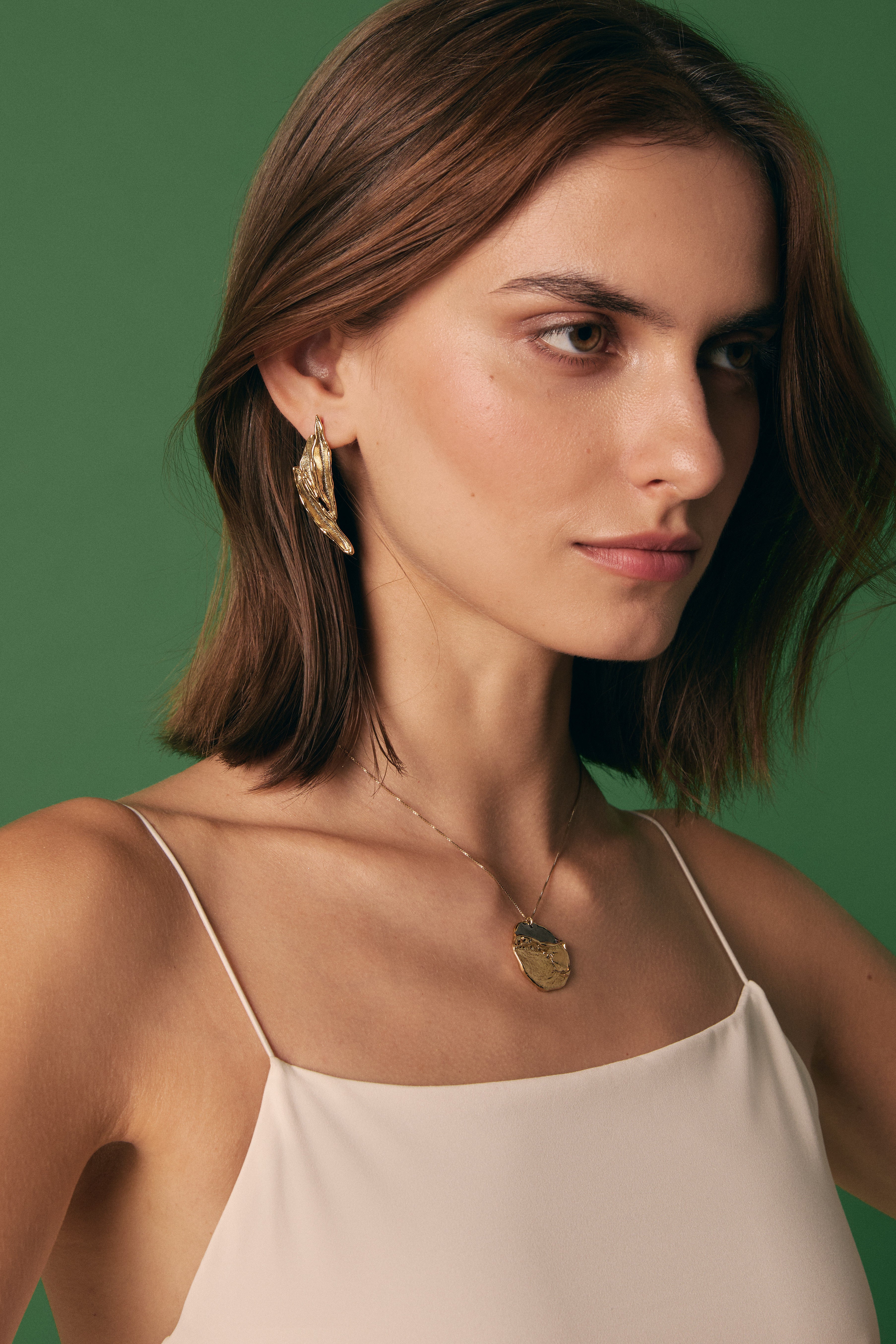 Cercei statement UZURI I Matte Gold