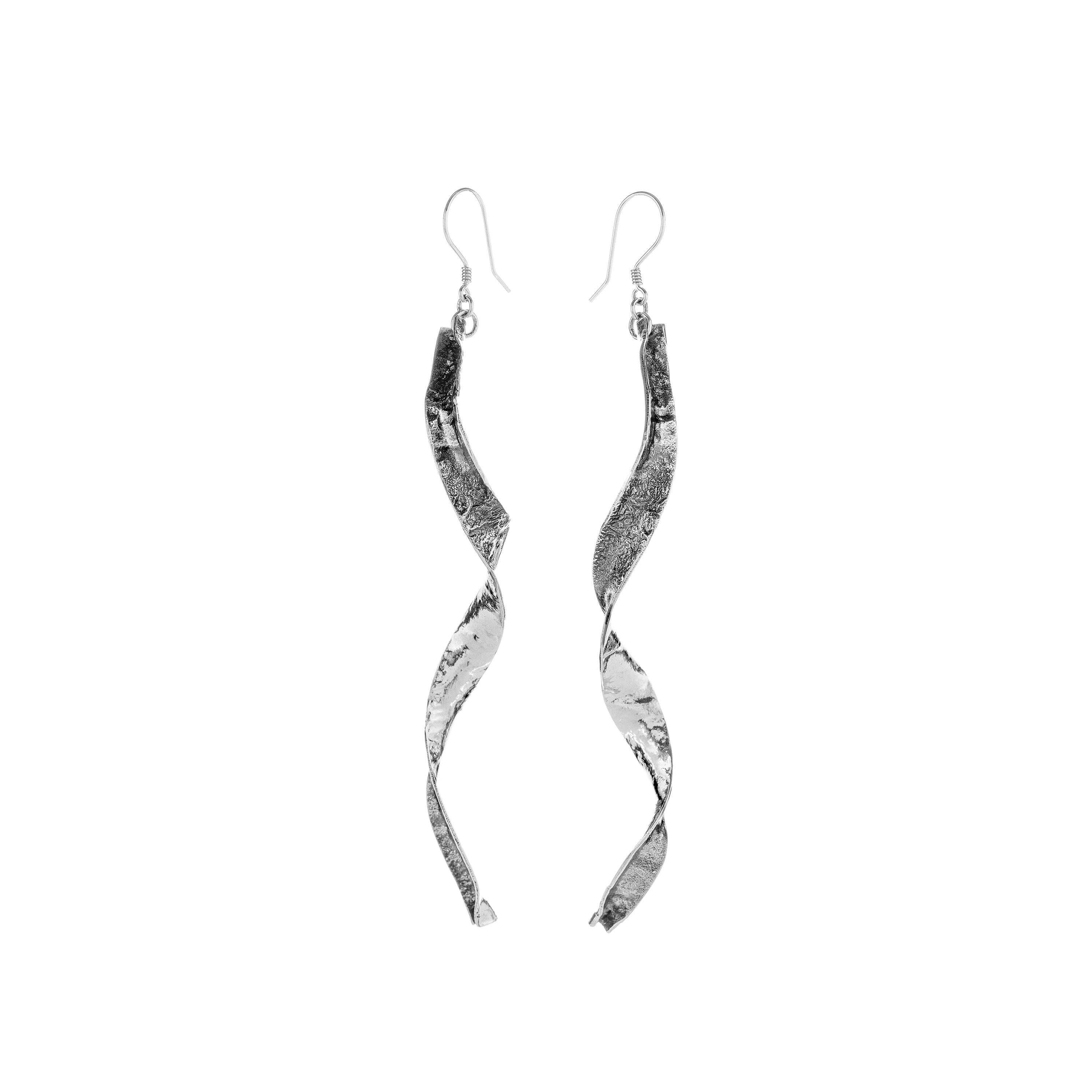 INNER FLAME long earrings 