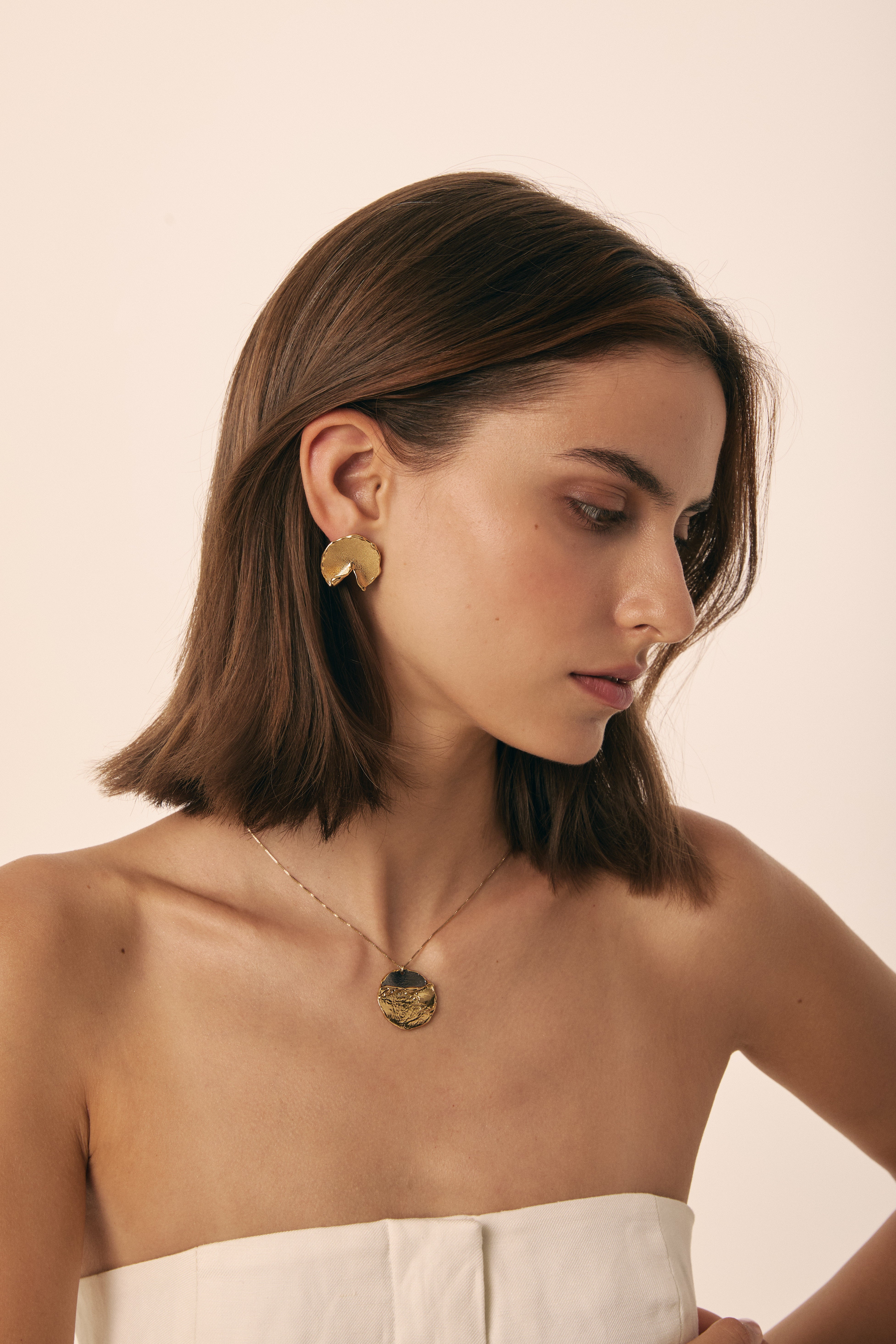 FLOW Gold statement earrings 